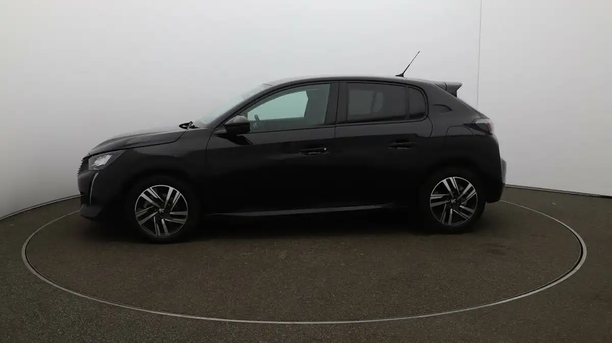 2023-peugeot-208-12-puretech-allure-premium-100ps-eat8-big-55