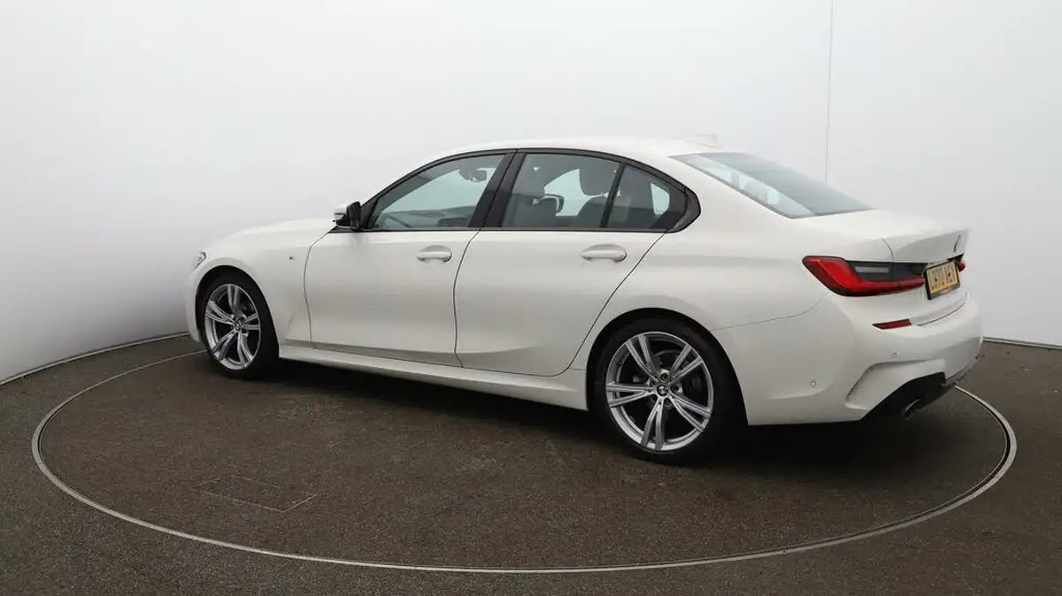 2020-bmw-3-series-20-318i-m-sport-saloon-4d-big-28