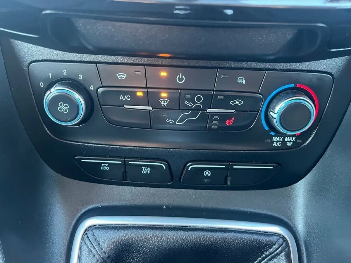 2020-ford-transit-connect-15-ecoblue-l1-200-limited-big-18
