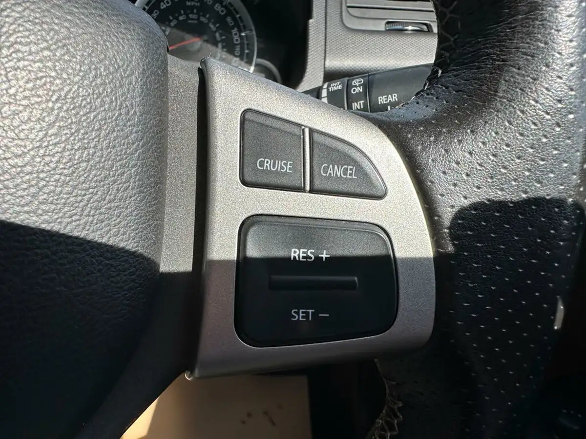 2016-suzuki-swift-12-sz-l-3d-big-16
