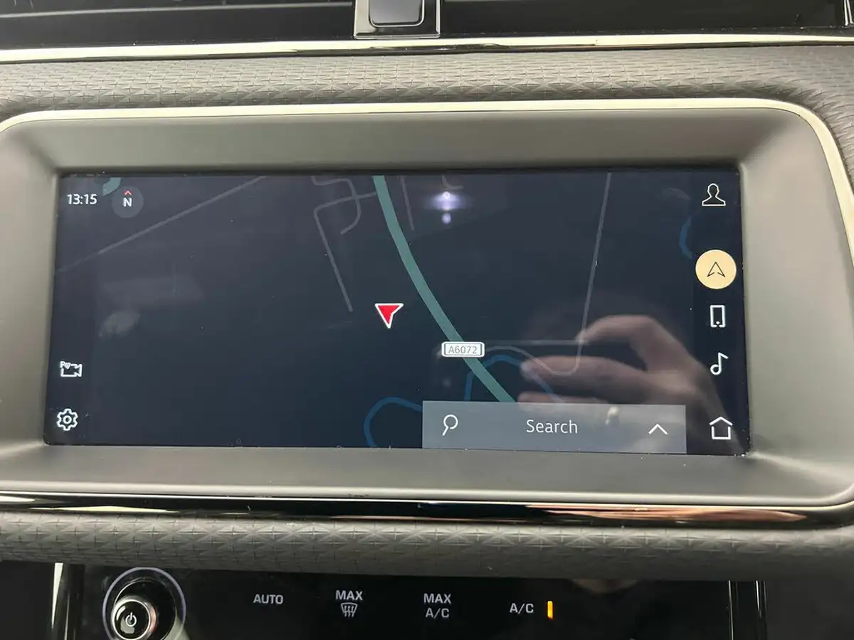 2021-land-rover-range-rover-evoque-15-p300e-r-dynamic-s-big-17