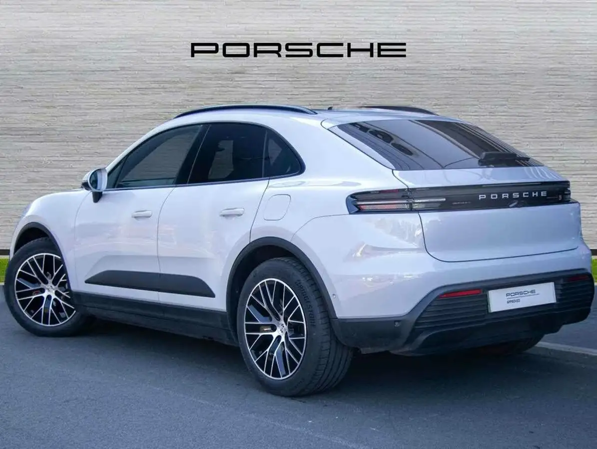 2025-porsche-macan-e-electric-big-2