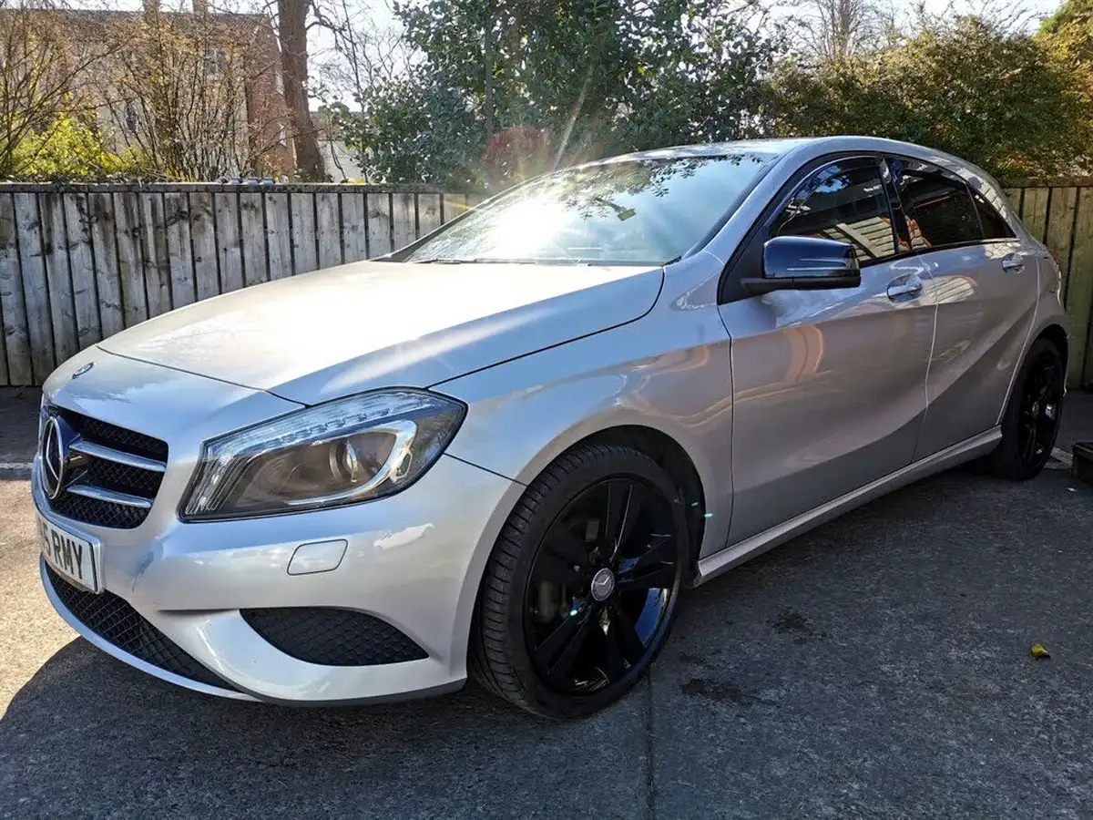 2015-mercedes-benz-a-class-15cdi-a180-sport-big-1
