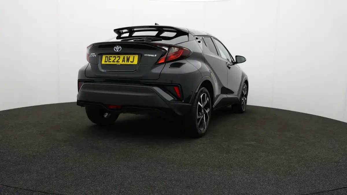 2022-toyota-c-hr-18-vvt-i-design-big-22