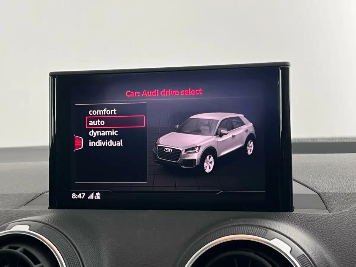 2020-audi-q2-10-30-tfsi-sport-116ps-big-23