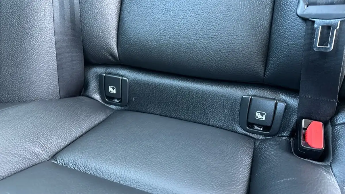 2019-volvo-v90-20-t5-cross-country-big-28