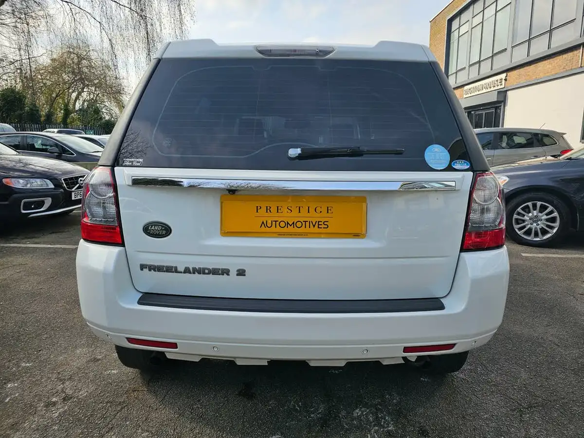 2012-land-rover-freelander-2-big-45