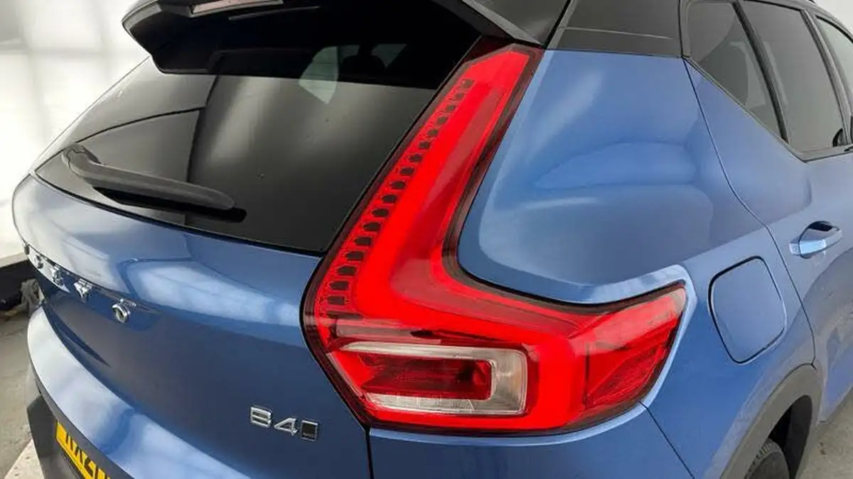2021-volvo-xc40-20-b4-r-design-197bhp-awd-geartronic-big-25