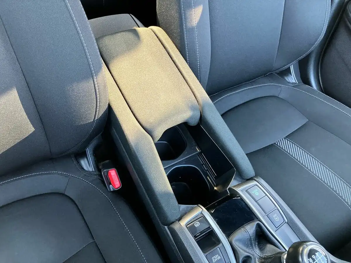 2018-honda-civic-16-i-dtec-sr-hatchback-5d-big-33