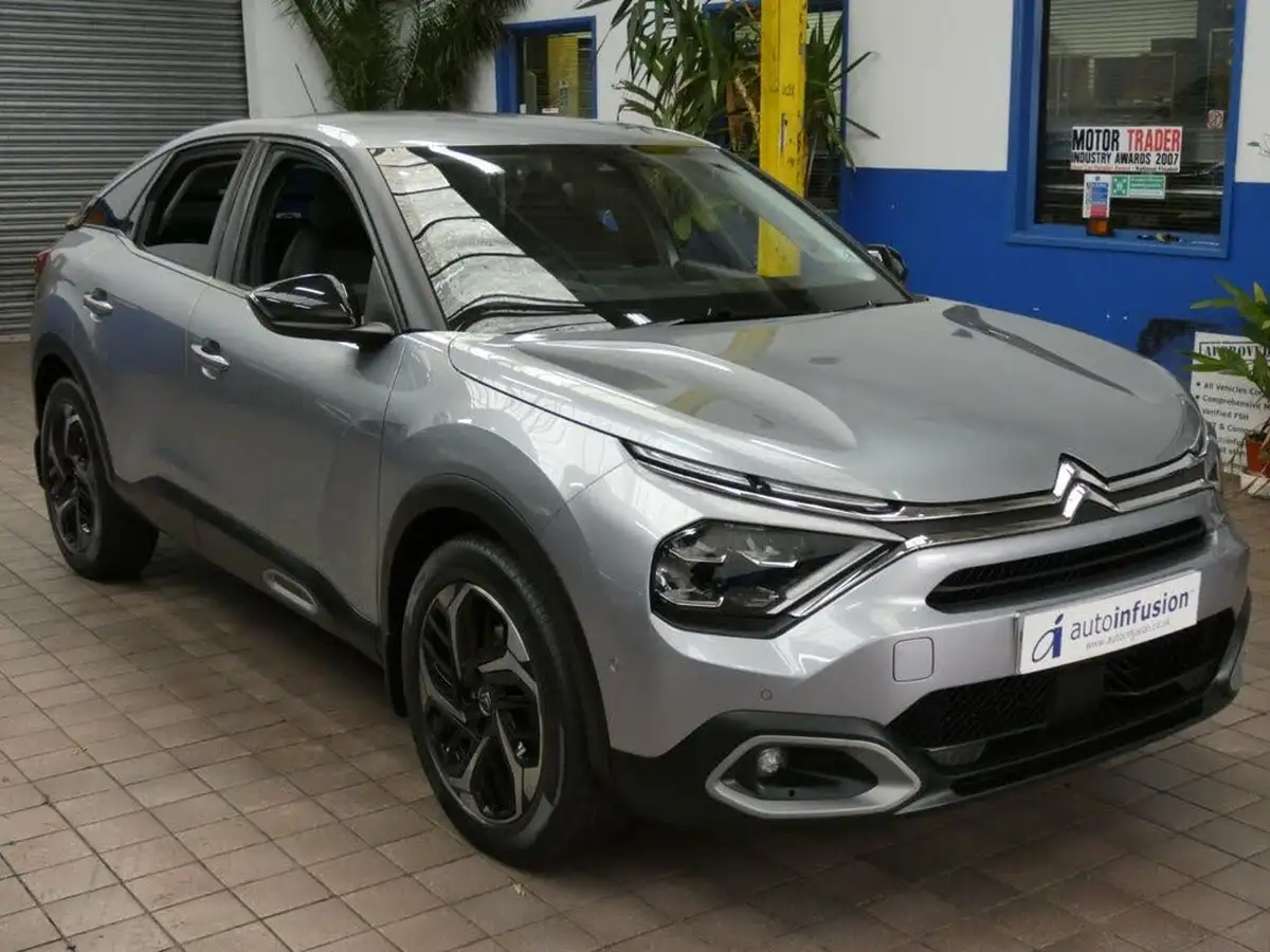 2021-citroen-c4-15bluehdi-shine-130ps-eat8-big-3