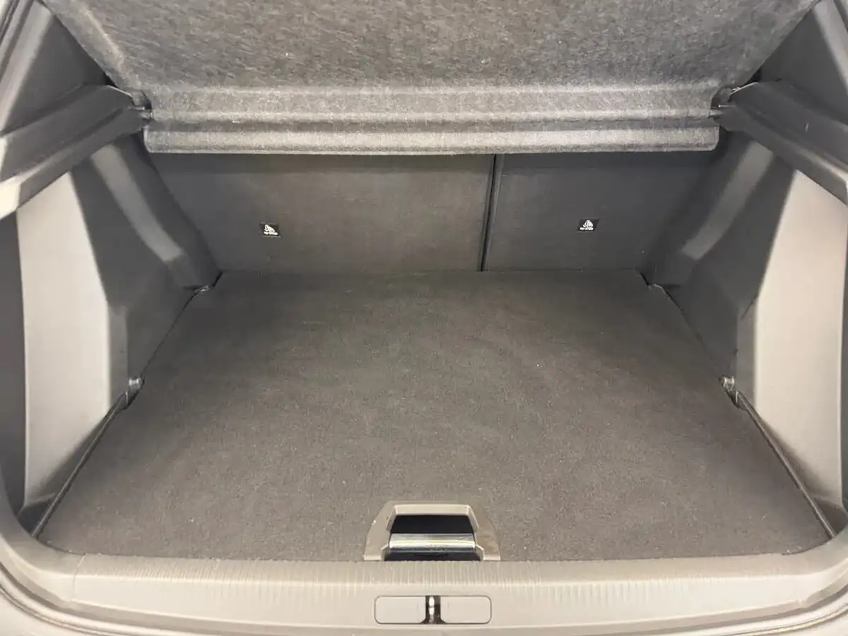 2020-peugeot-2008-suv-12-puretech-allure-premium-130bhp-eat8-big-8