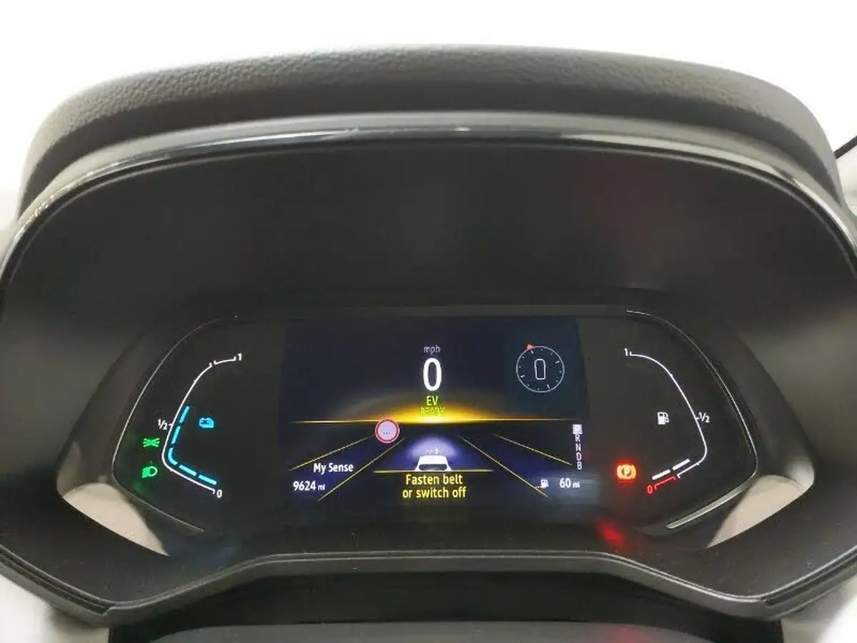 2023-renault-clio-16-techno-big-16