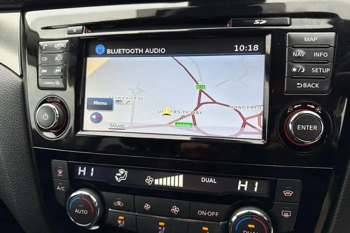 2017-nissan-qashqai-15dci-tekna-big-16