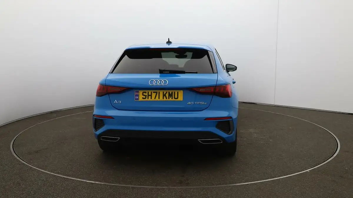 2021-audi-a3-14-40-tfsi-e-s-line-big-6