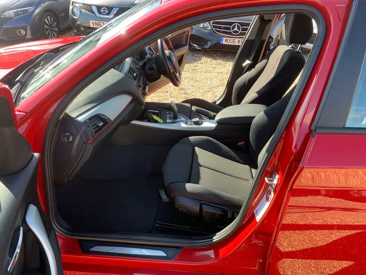 2012-bmw-1-series-16-116i-sport-136bhp-sports-hatch-5d-auto-big-26