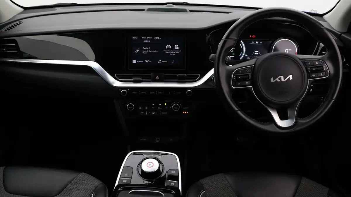 2022-kia-e-niro-ev-2-64-big-12