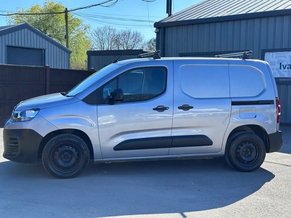 2019-citroen-berlingo-15bluehdi-1000-enterprise-130pseu6dt-e-ss-panel-eat8-auto-big-8