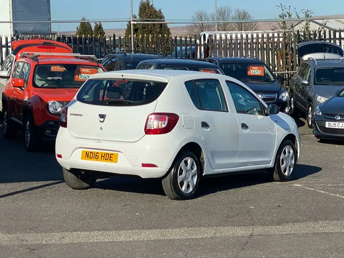 2016-dacia-sandero-15dci-ambiance-big-14