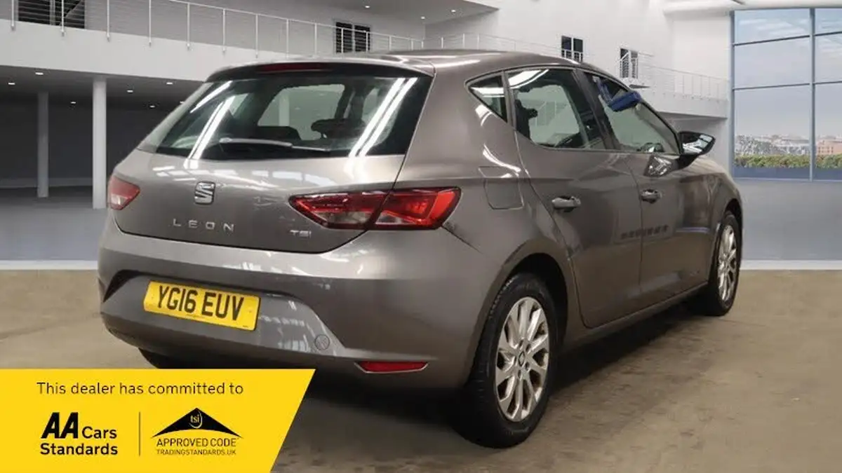 2016-seat-leon-14-se-tech-pack-hatchback-5d-1395cc-big-1