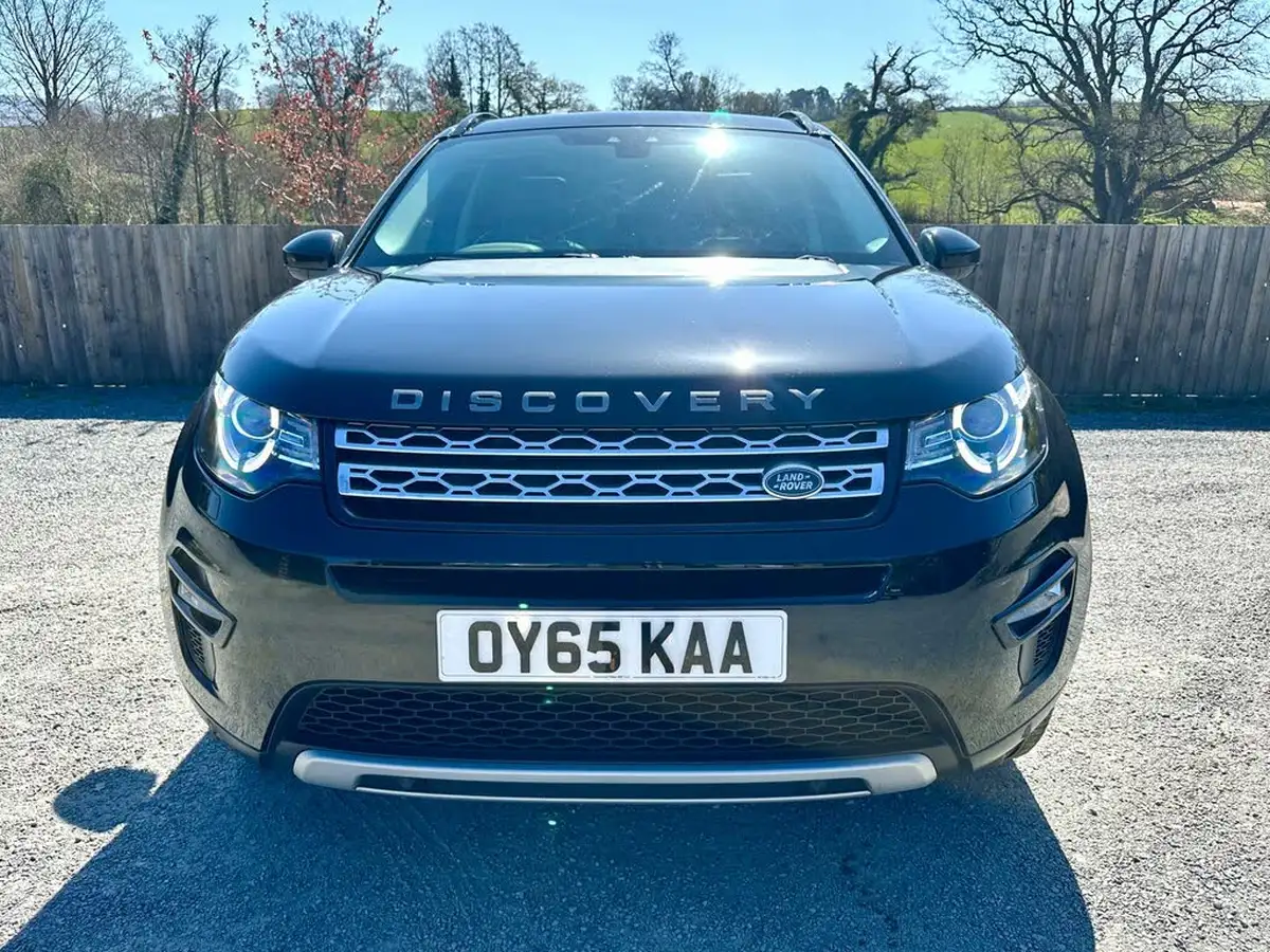 2015-land-rover-discovery-sport-20td4-hse-180ps-auto-big-3