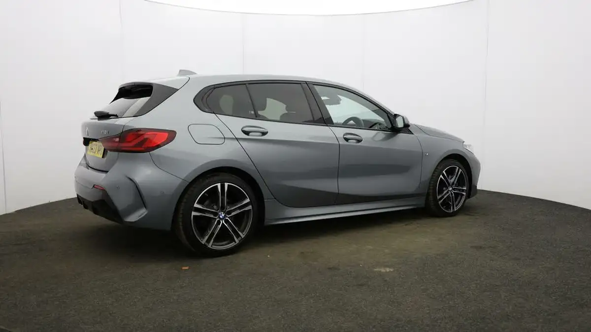 2023-bmw-1-series-15-118i-m-sport-lcp-big-48