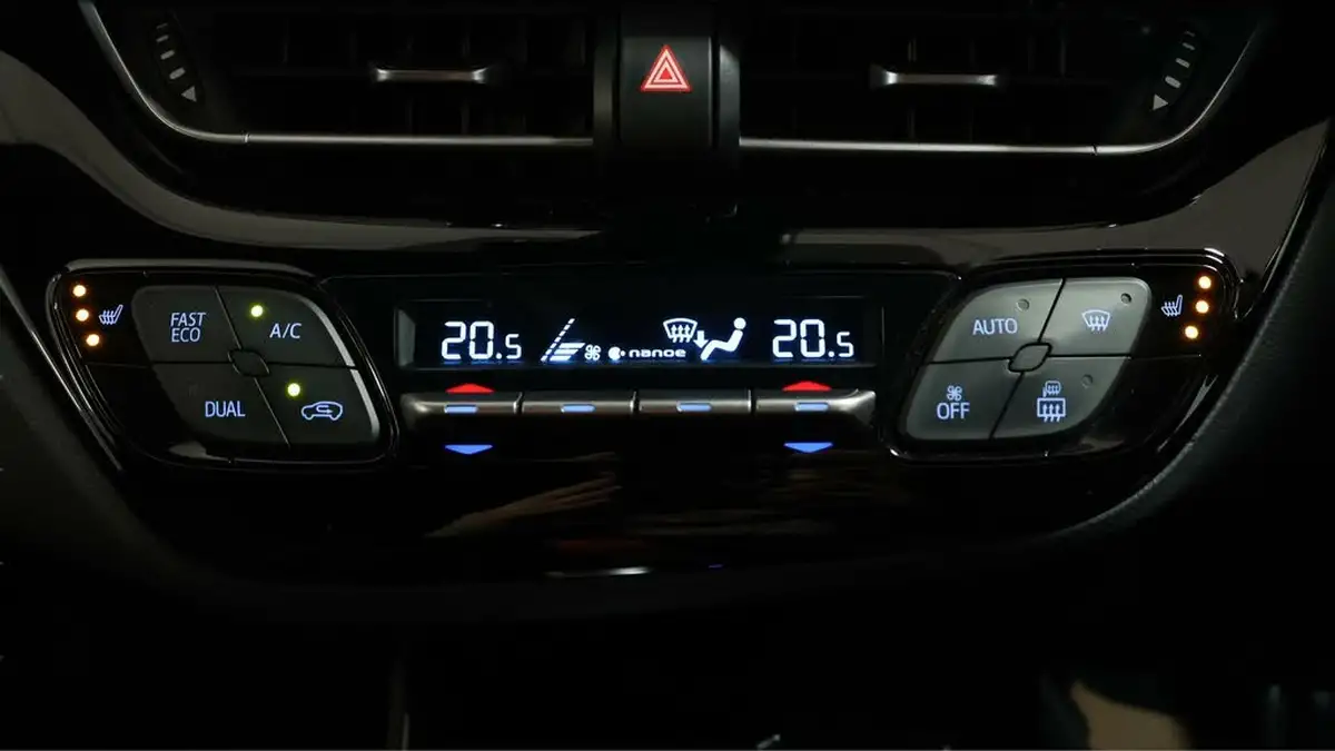 2020-toyota-c-hr-20-vvt-i-dynamic-big-11