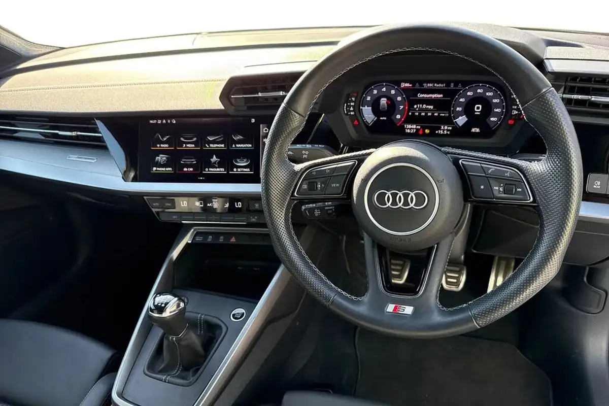2022-audi-a3-15-35-tfsi-s-line-sportback-5d-big-16