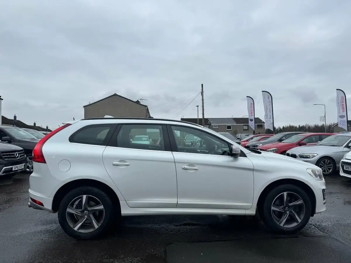 2015-volvo-xc60-24td-d4-r-design-181bhp-nav-geartronic-big-7