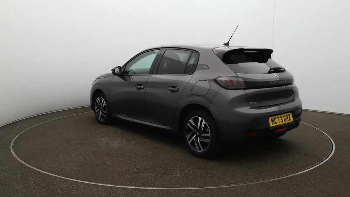 2023-peugeot-208-12-puretech-allure-premium-100ps-eat8-big-53