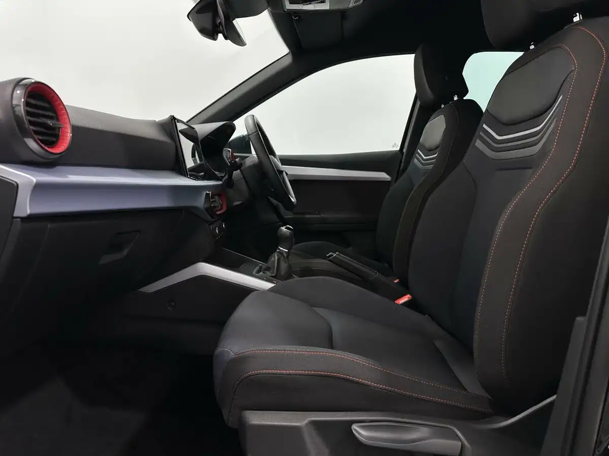 2021-seat-arona-10-tsi-fr-110ps-big-30