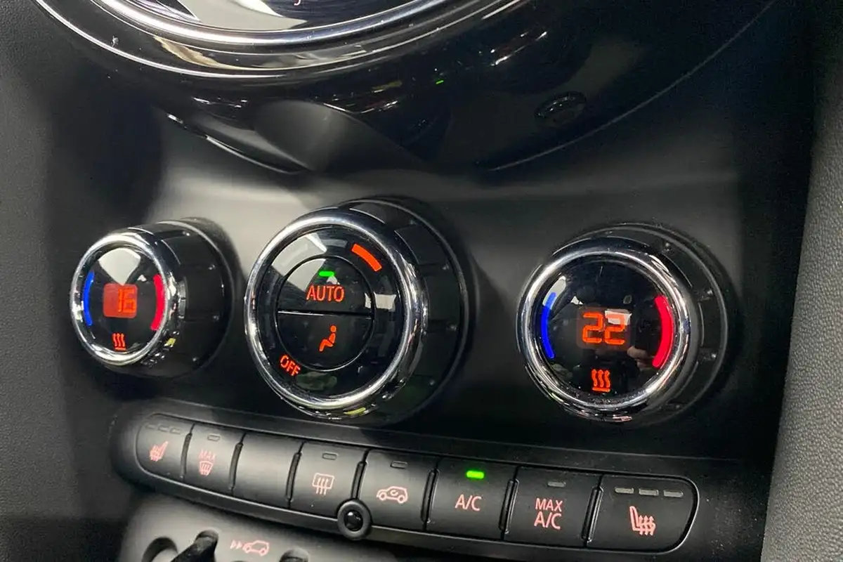 2023-mini-cooper-e-cooper-s-multitone-edition-big-22