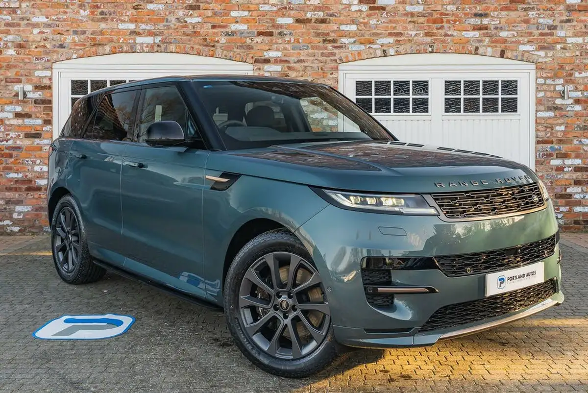 2023-land-rover-range-rover-sport-30-p440e-dynamic-se-big-0