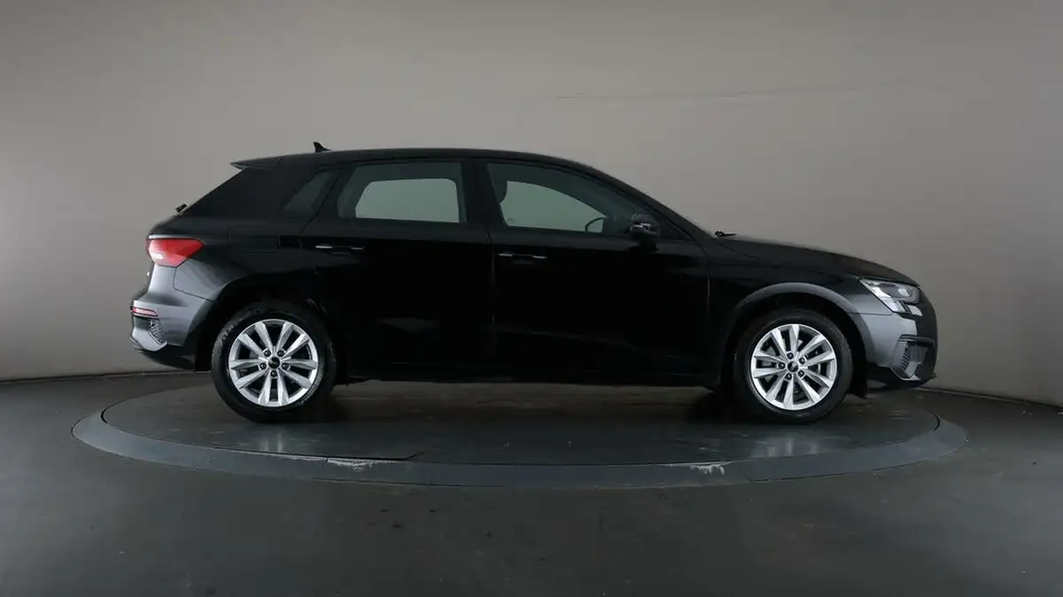 2022-audi-a3-15-35-tfsi-technik-big-53