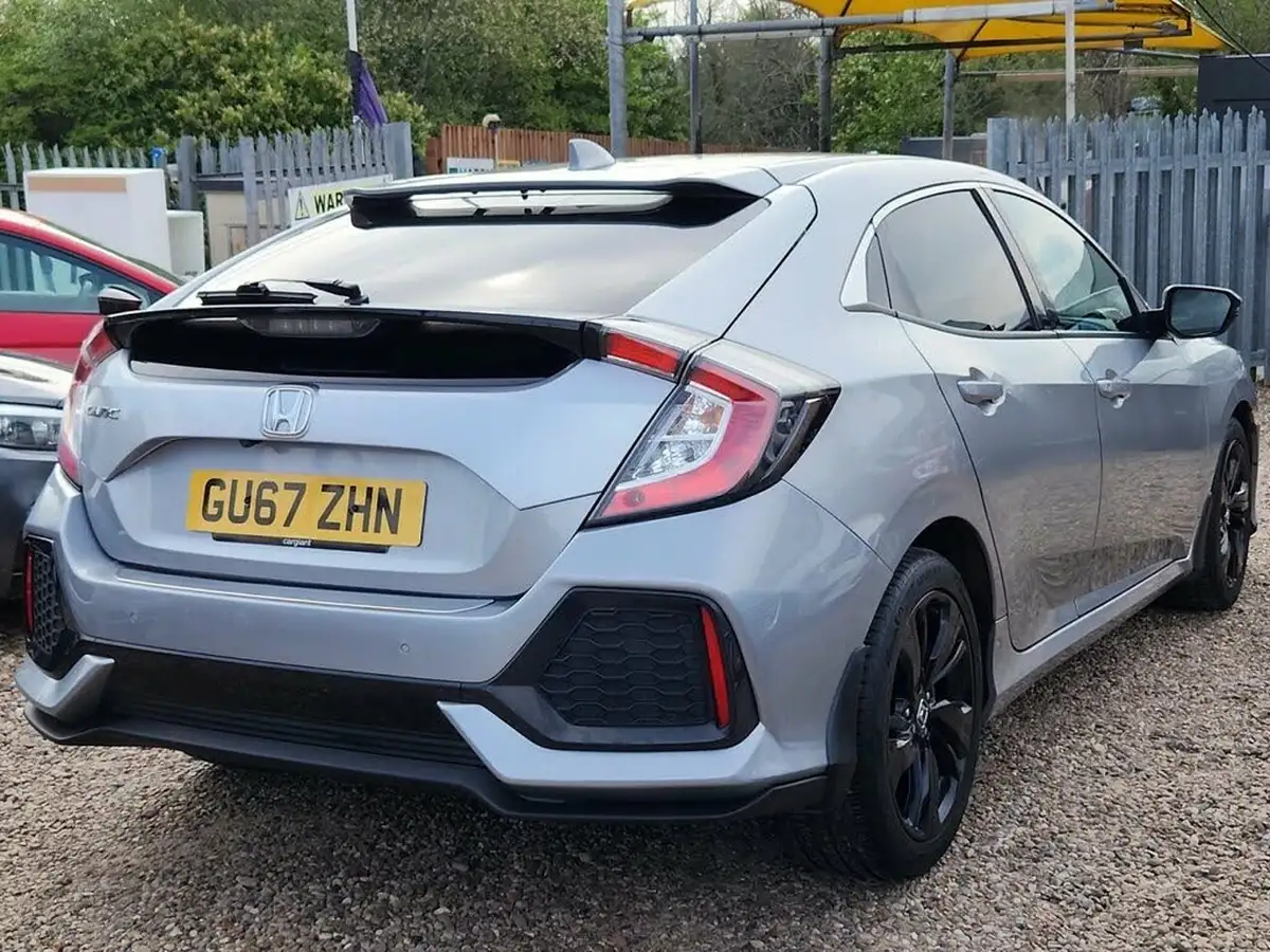 2017-honda-civic-10-vtec-turbo-sr-cvt-big-5