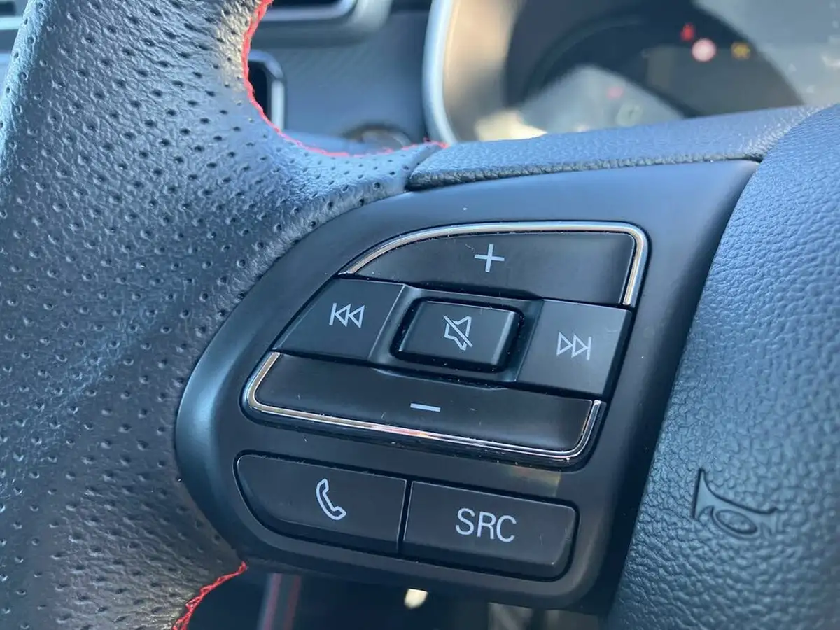 2024-mg-zs-suv-e-trophy-connect-ev-176ps-big-15