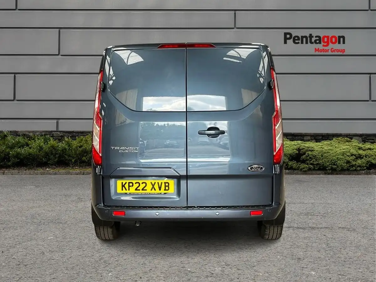 2022-ford-transit-custom-20tdci-300-l1h1-limited-130pseu6dt-panel-van-big-13