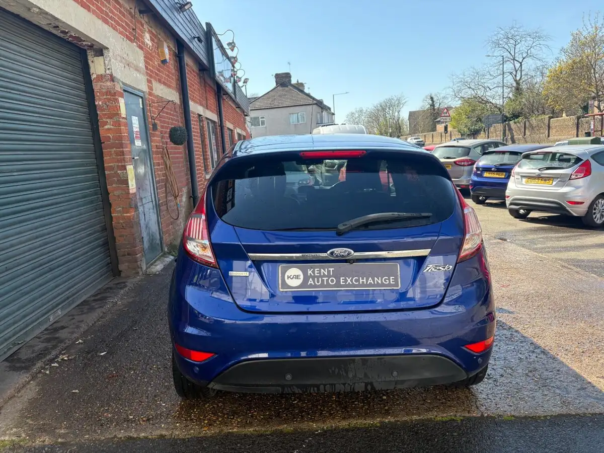 2016-ford-fiesta-10t-titanium-x-125ps-ss-5d-big-9