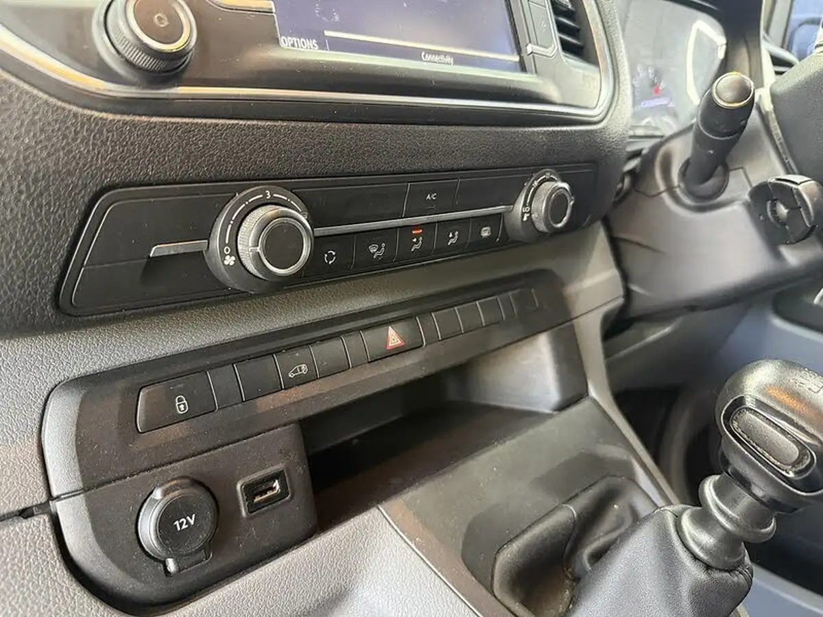 2021-vauxhall-vivaro-15td-2900-l2h1-sportive-100pseu6dt-big-44