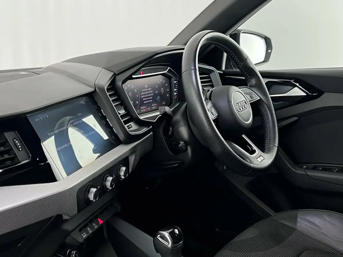 2020-audi-a1-15-35-tfsi-s-line-tronic-big-13