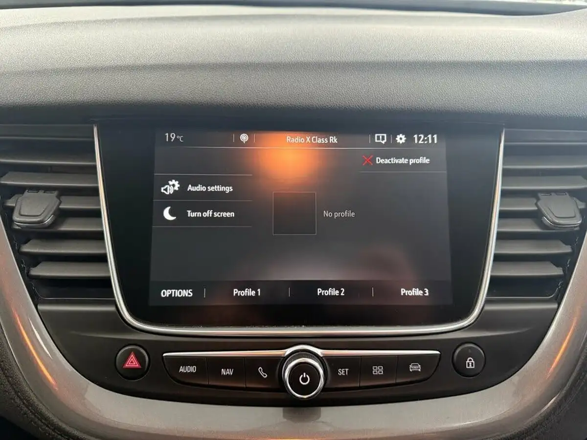 2019-vauxhall-grandland-x-12-elite-nav-big-39