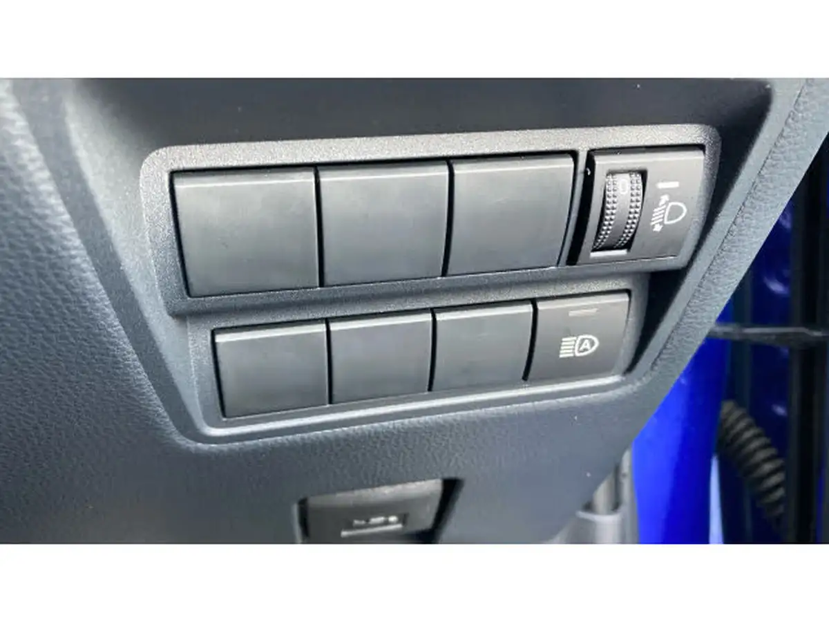 2024-toyota-yaris-15-vvt-i-gr-sport-128bhp-big-24