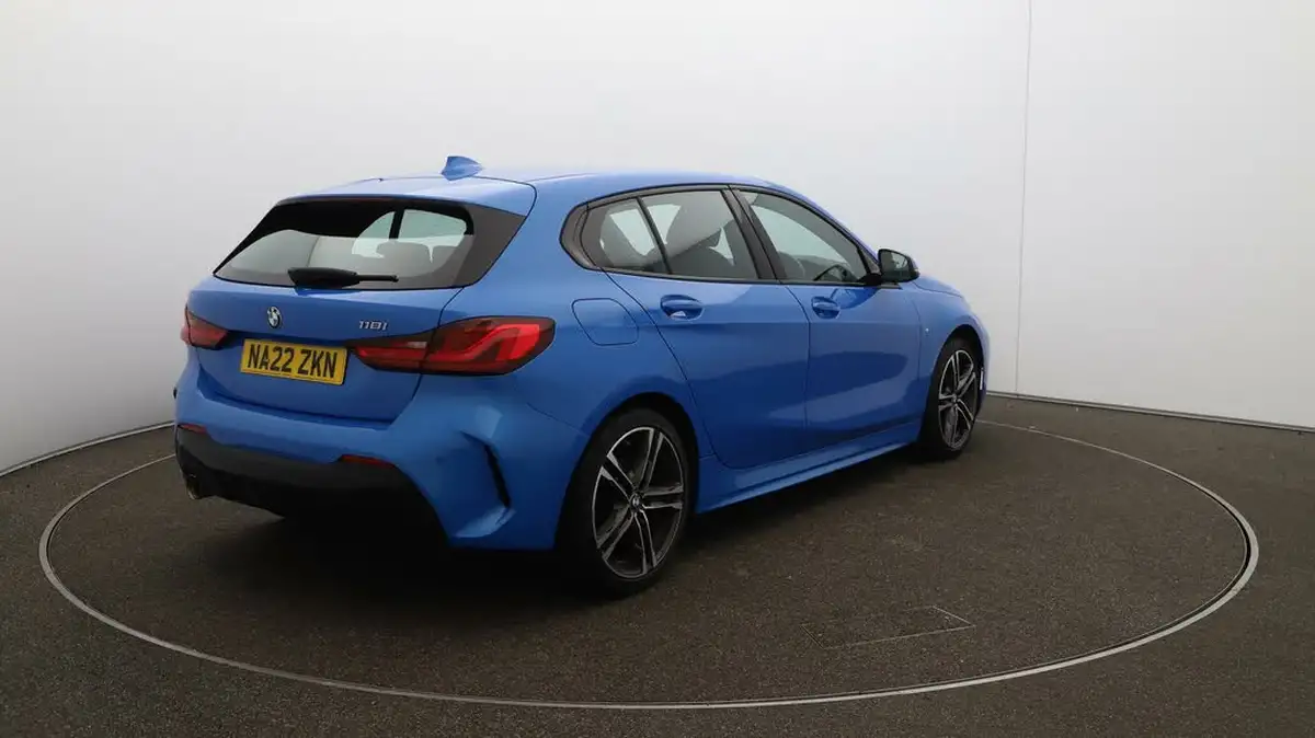 2022-bmw-1-series-15-118i-m-sport-lcp-dct-big-46
