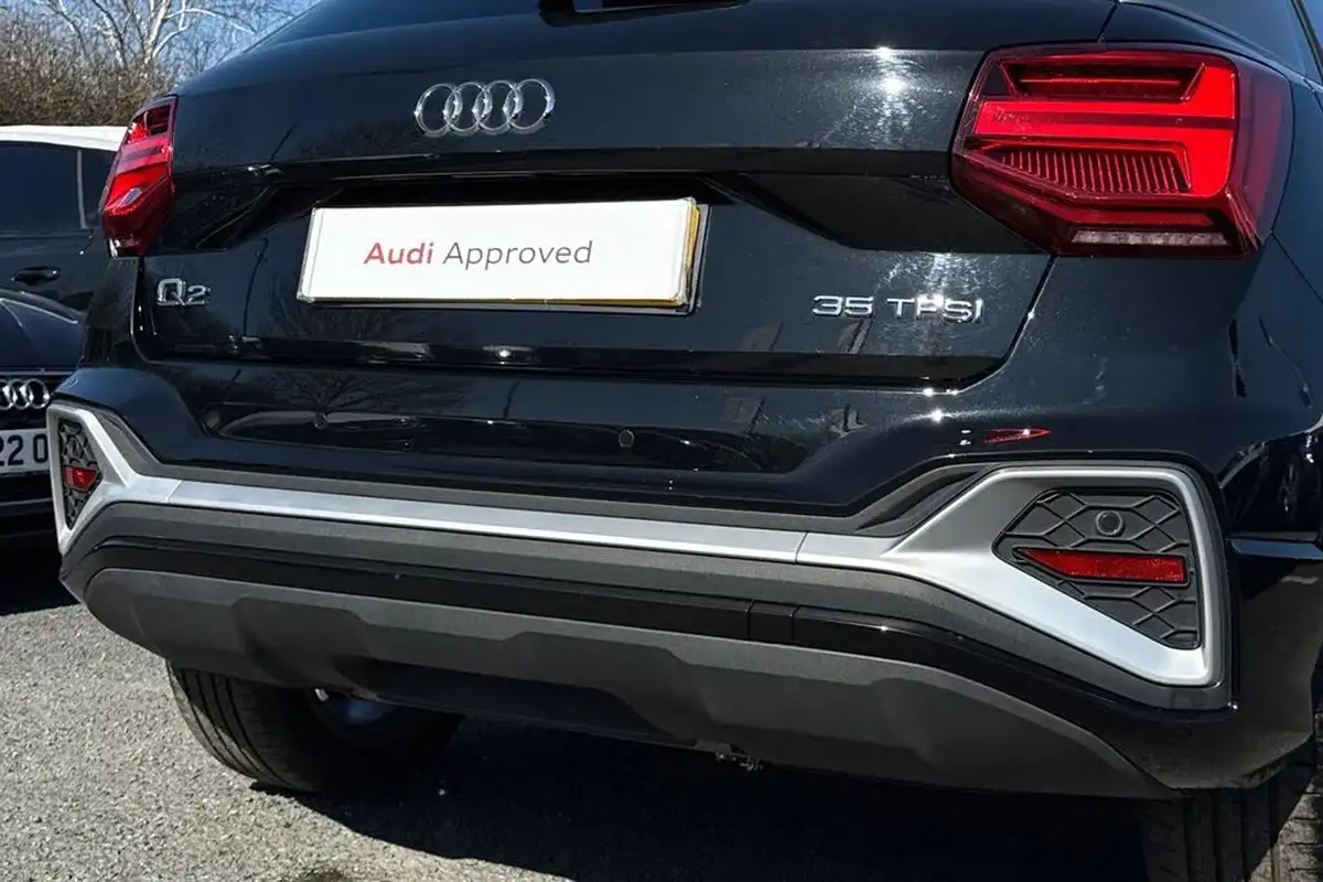 2024-audi-q2-15-35-tfsi-s-line-tronic-big-40
