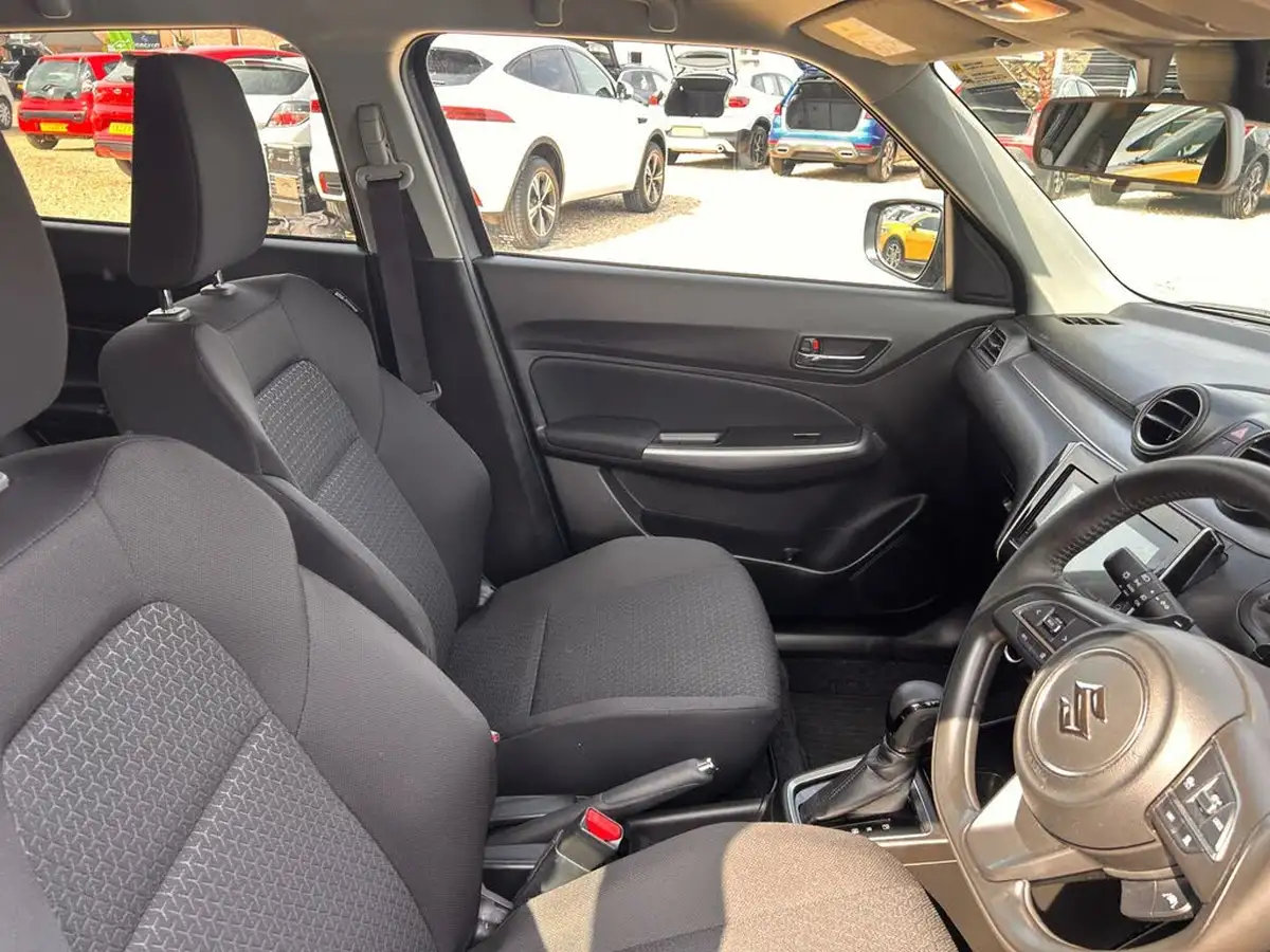 2024-suzuki-swift-12-dualjet-sz5-big-25