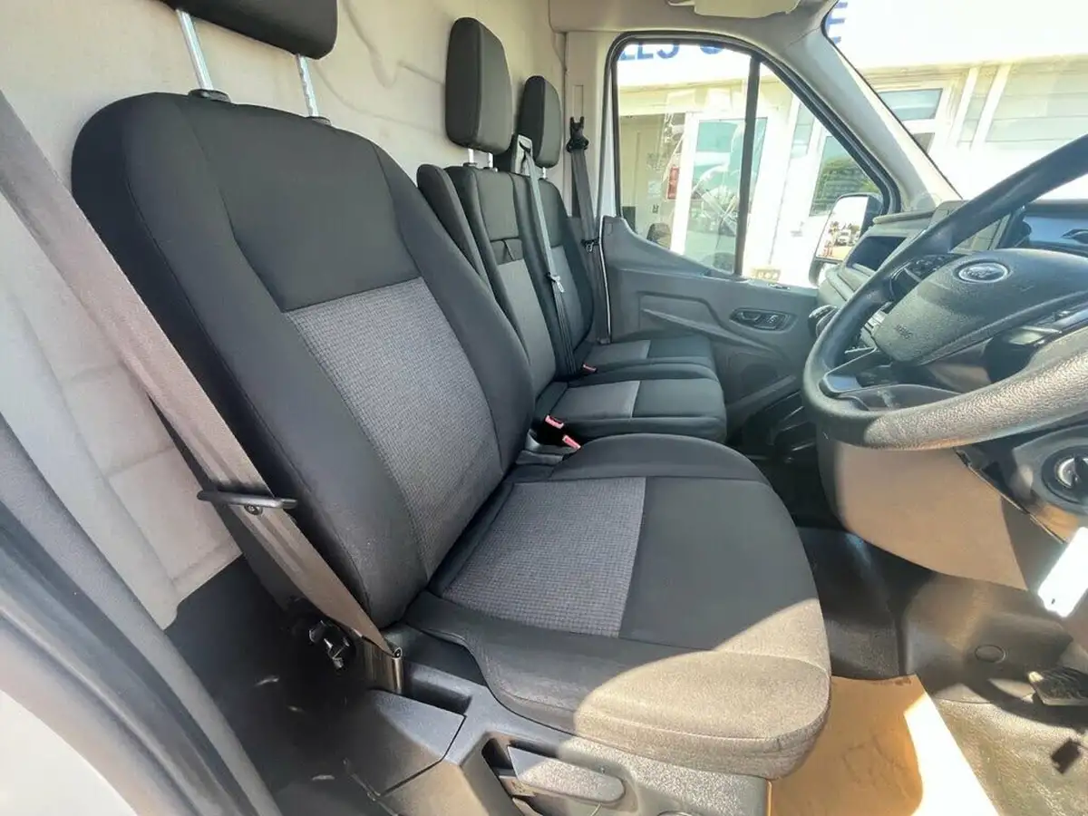 2022-ford-transit-big-15
