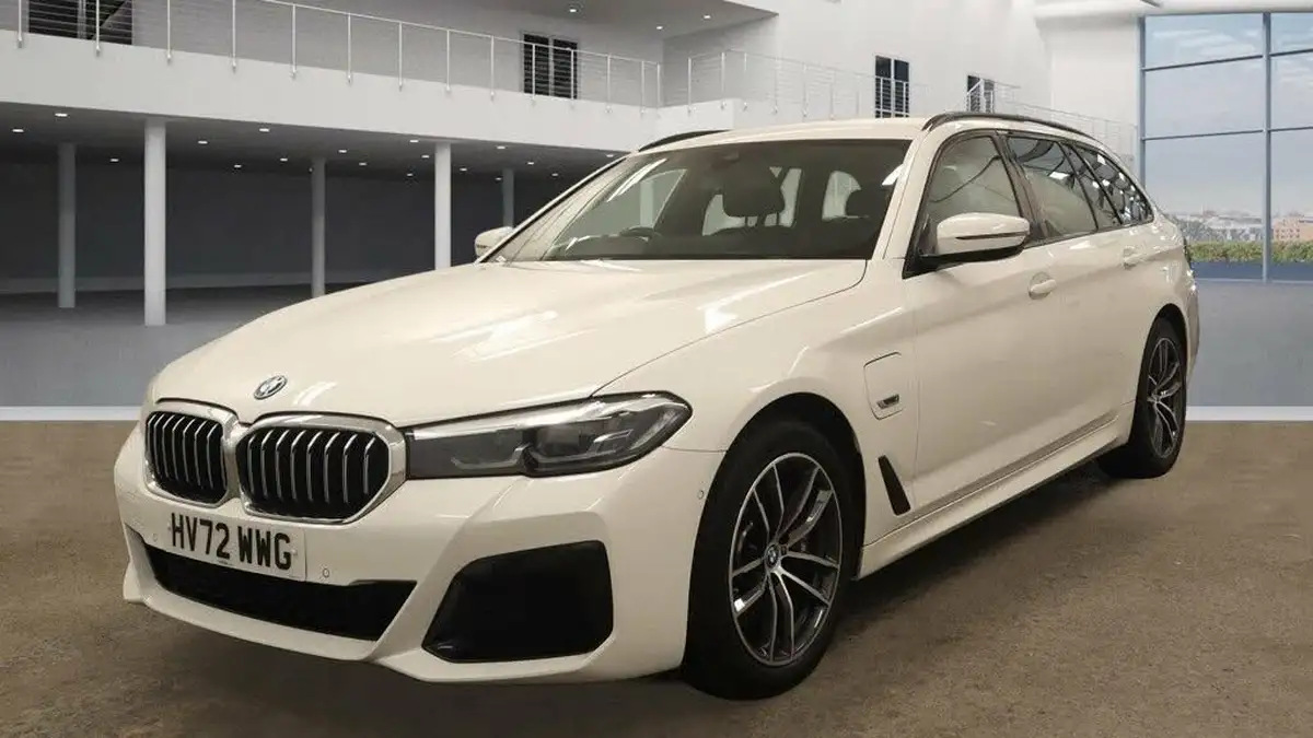 2022-bmw-5-series-20-530e-m-sport-touring-5d-big-1