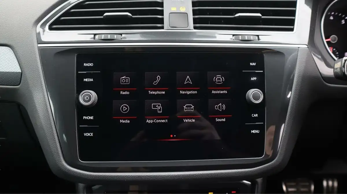 2021-volkswagen-tiguan-15-tsi-active-150ps-dsg-big-11