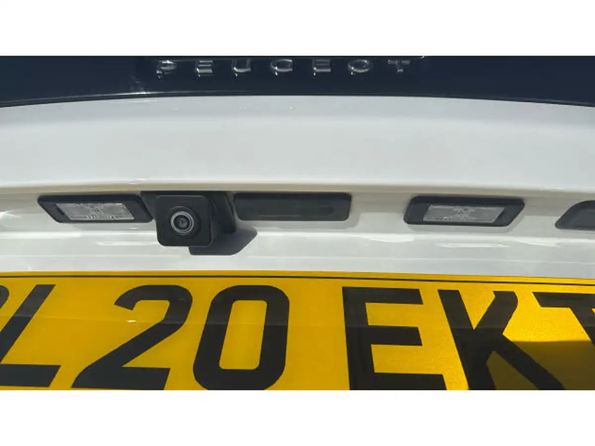 2020-peugeot-3008-suv-12-puretech-allure-eat8-big-20