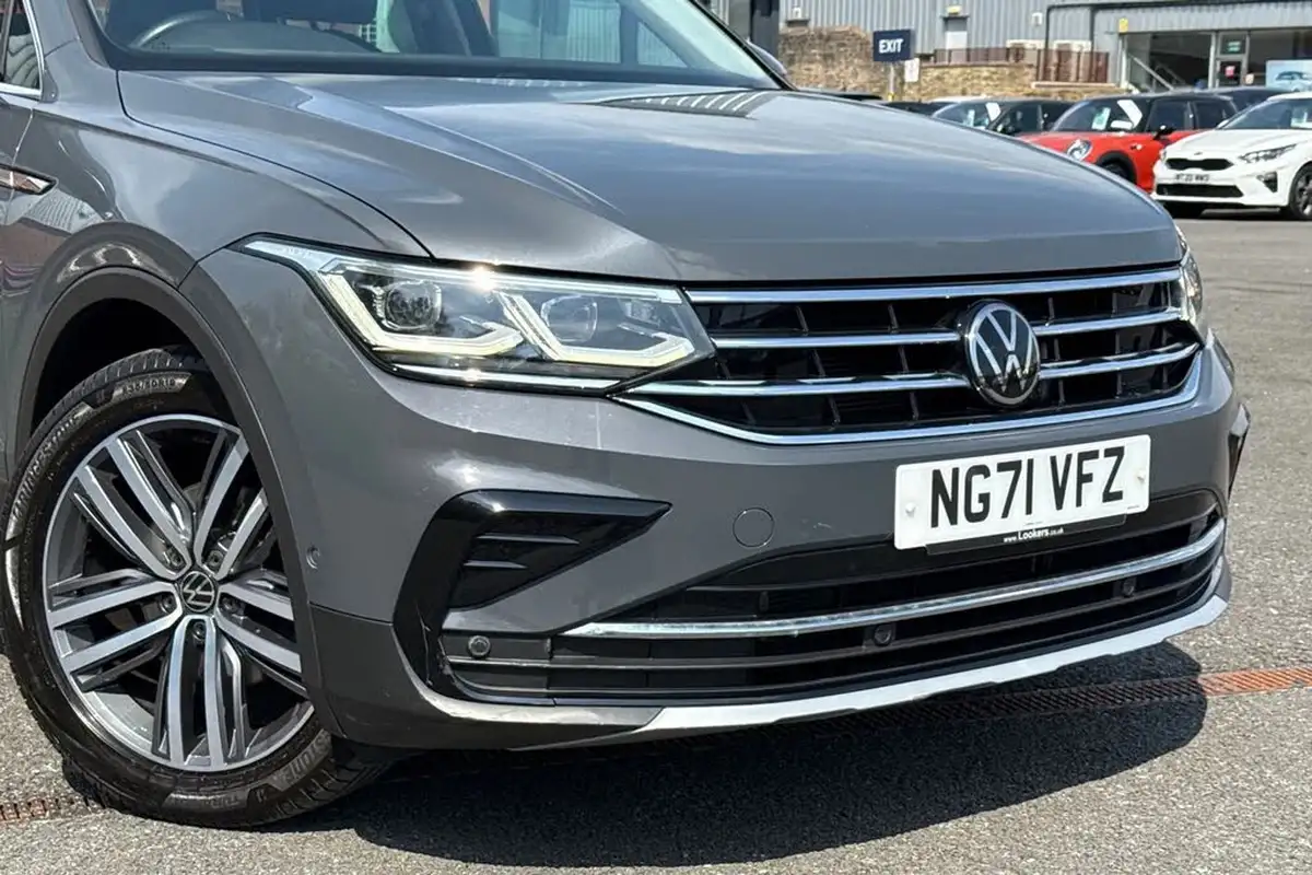 2022-volkswagen-tiguan-15-tsi-elegance-big-8