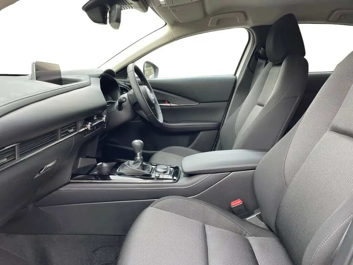 2025-mazda-cx-30-25-e-skyactiv-g-exclusive-line-big-9